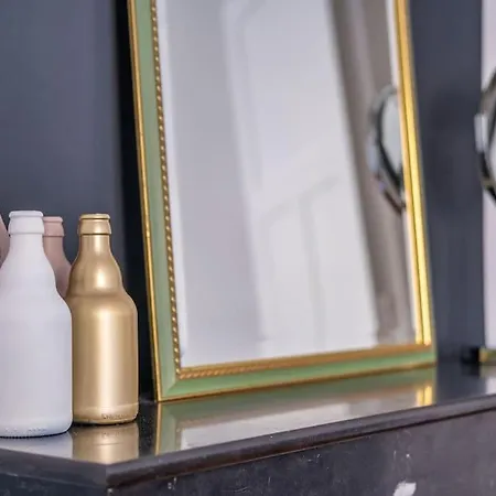 Montreal - Parking Prive * Reims