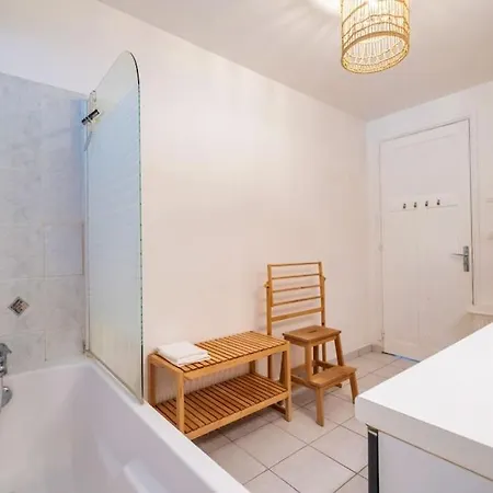 Apartment Montreal - Parking Prive